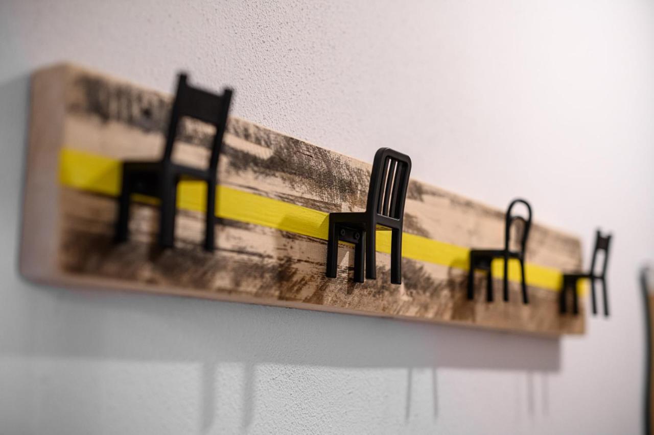 Helle Wohnung In Sudenburg Mit Balkon - Wlan, 4 Schlafplaetze Μαγδεβούργο Εξωτερικό φωτογραφία