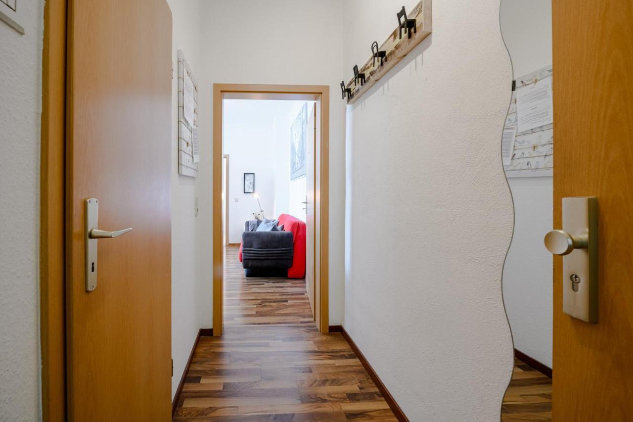 Helle Wohnung In Sudenburg Mit Balkon - Wlan, 4 Schlafplaetze Μαγδεβούργο Εξωτερικό φωτογραφία