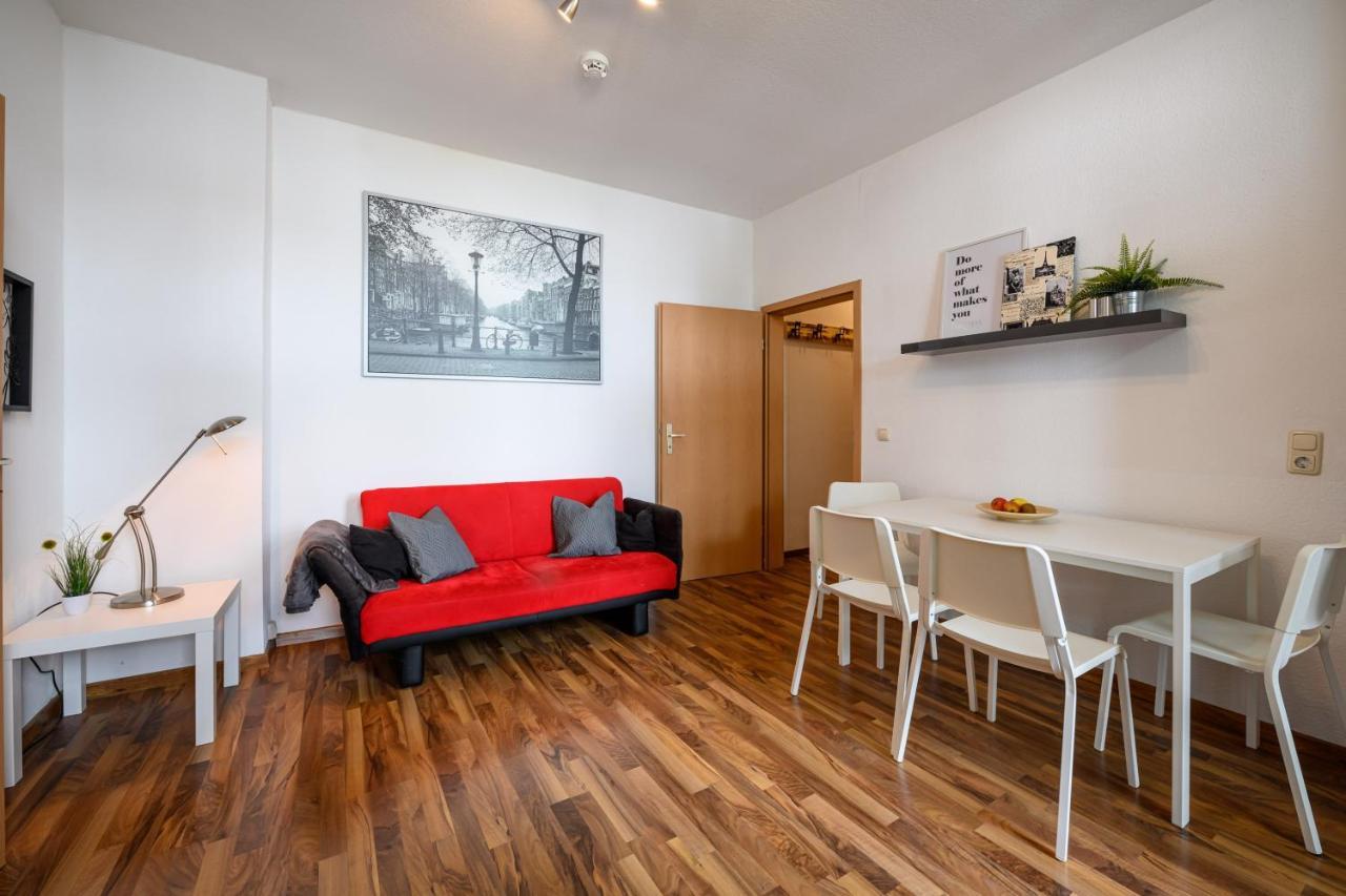 Helle Wohnung In Sudenburg Mit Balkon - Wlan, 4 Schlafplaetze Μαγδεβούργο Εξωτερικό φωτογραφία