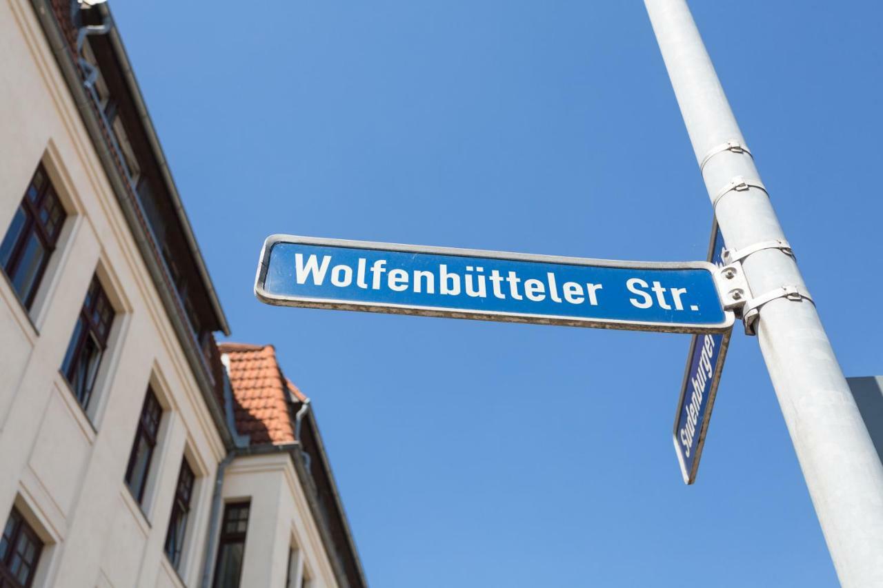 Helle Wohnung In Sudenburg Mit Balkon - Wlan, 4 Schlafplaetze Μαγδεβούργο Εξωτερικό φωτογραφία